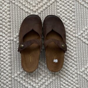 Aetrex real leather clogs